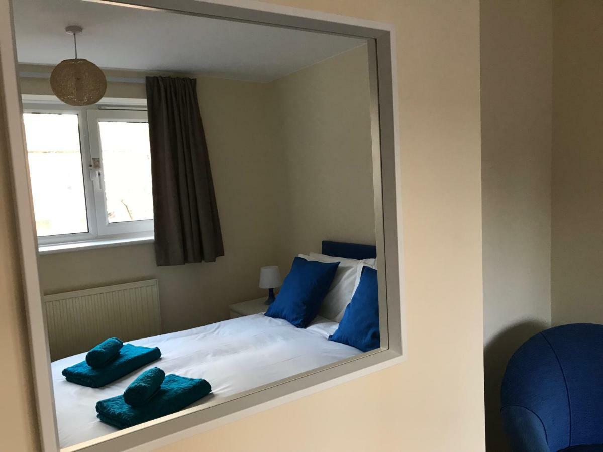 Cozy Apartment In Stratford From 18 Minutes To Central Londres Extérieur photo